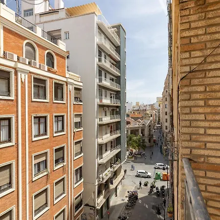 Apartup Market Corner Valencia